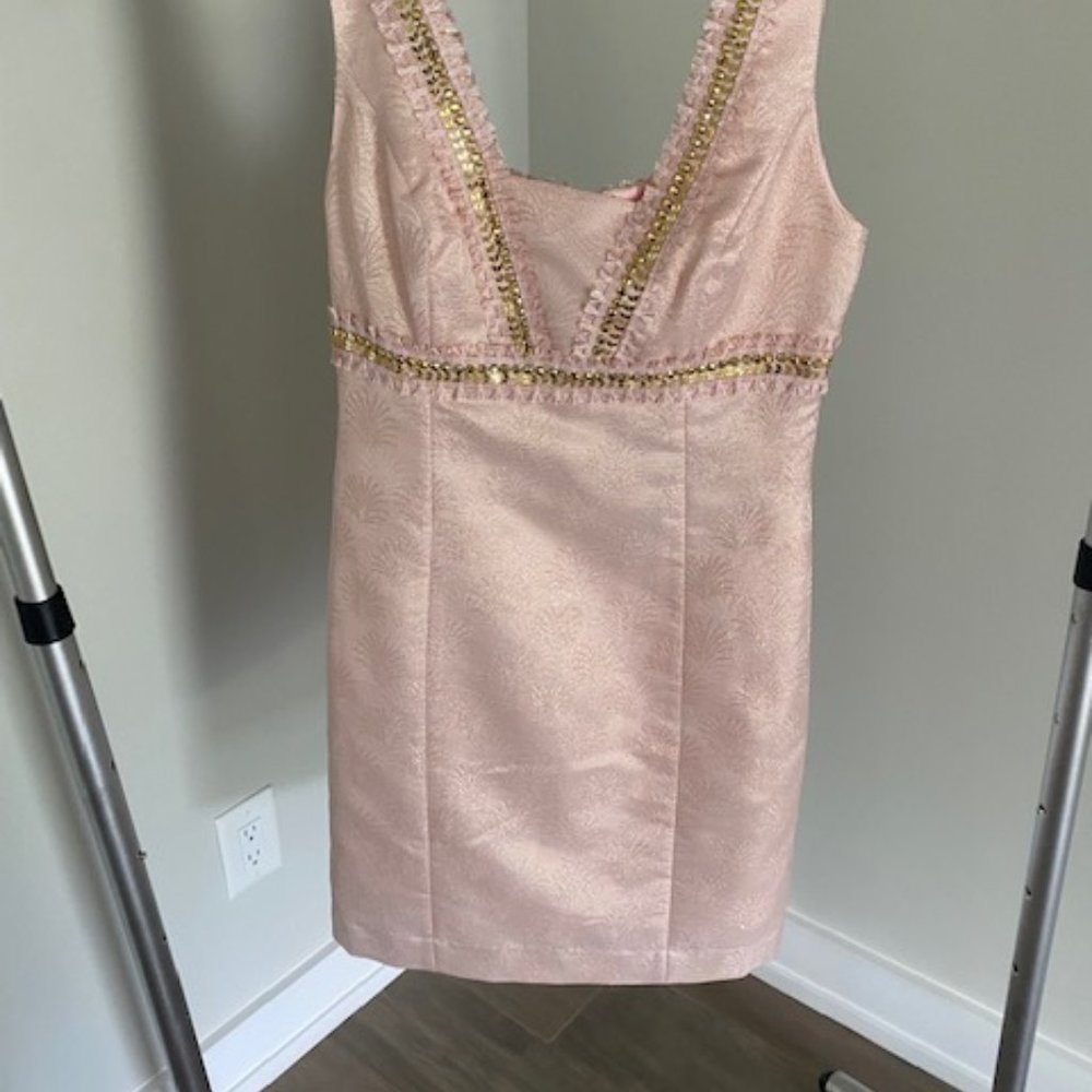 Lilly Pulitzer - mini dress in pink with gold trim - size 0